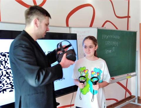 Премьера VR-квеста «Всё для Победы!» состоялась в челябинском лицее